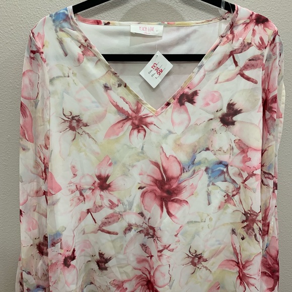 Floral Top - Picture 1 of 2